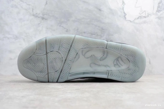 930155-001 'KAWS' Air Retro 4 930155-001 JORDAN  KAWS 0922